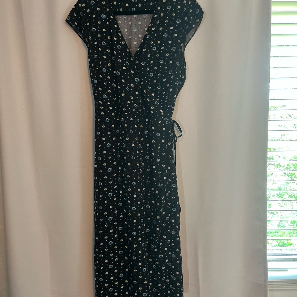 J. Crew Mercantile Black and White Floral True Wrap Midi Dress